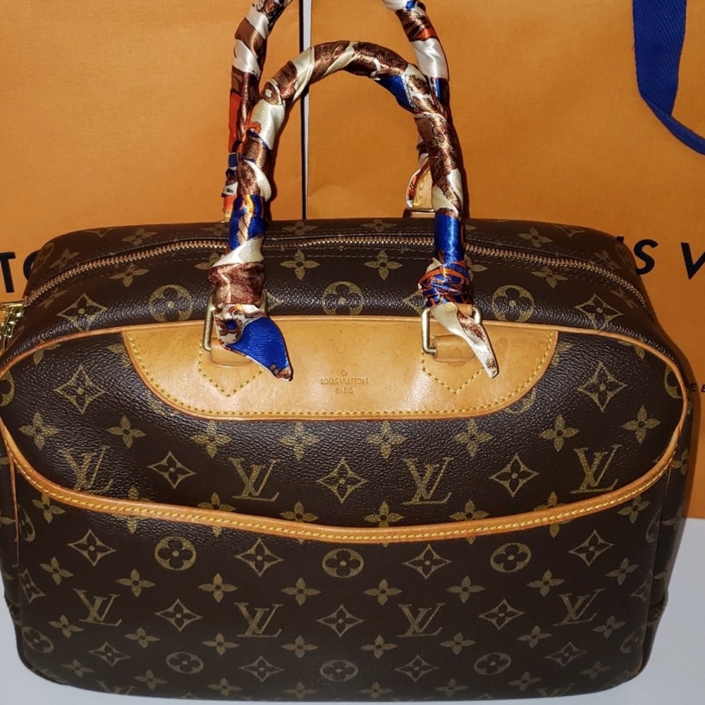 Louis Vuitton Deauville vintage bag